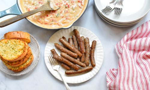 Swaggerty's Farm Sausage Links with Red Pepper Gravy Recipe