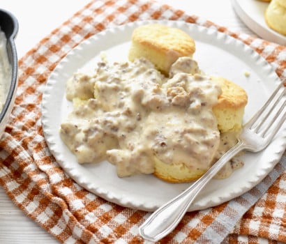 Swaggerty's Farm Classic Sausage Gravy | A Classic Southern Recipe